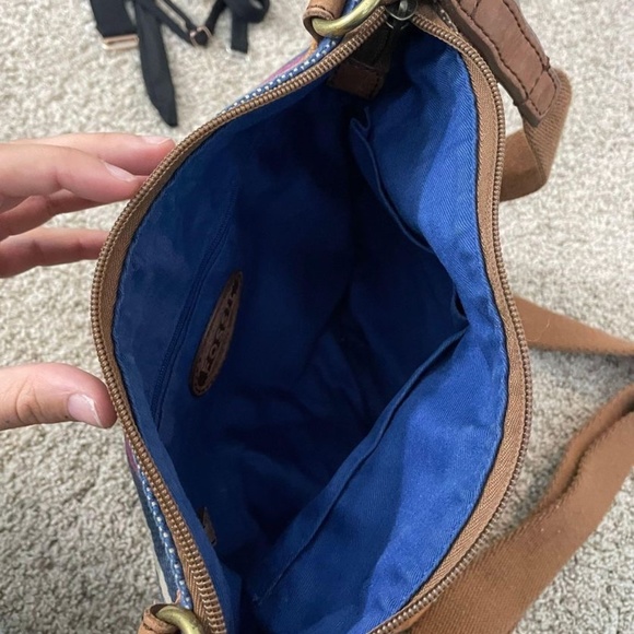 Fossil Purse - Picture 2 of 2